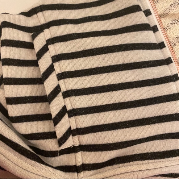 Chaser Small Striped Black White Zip Up Sweatshirt - Picture 10 of 13
